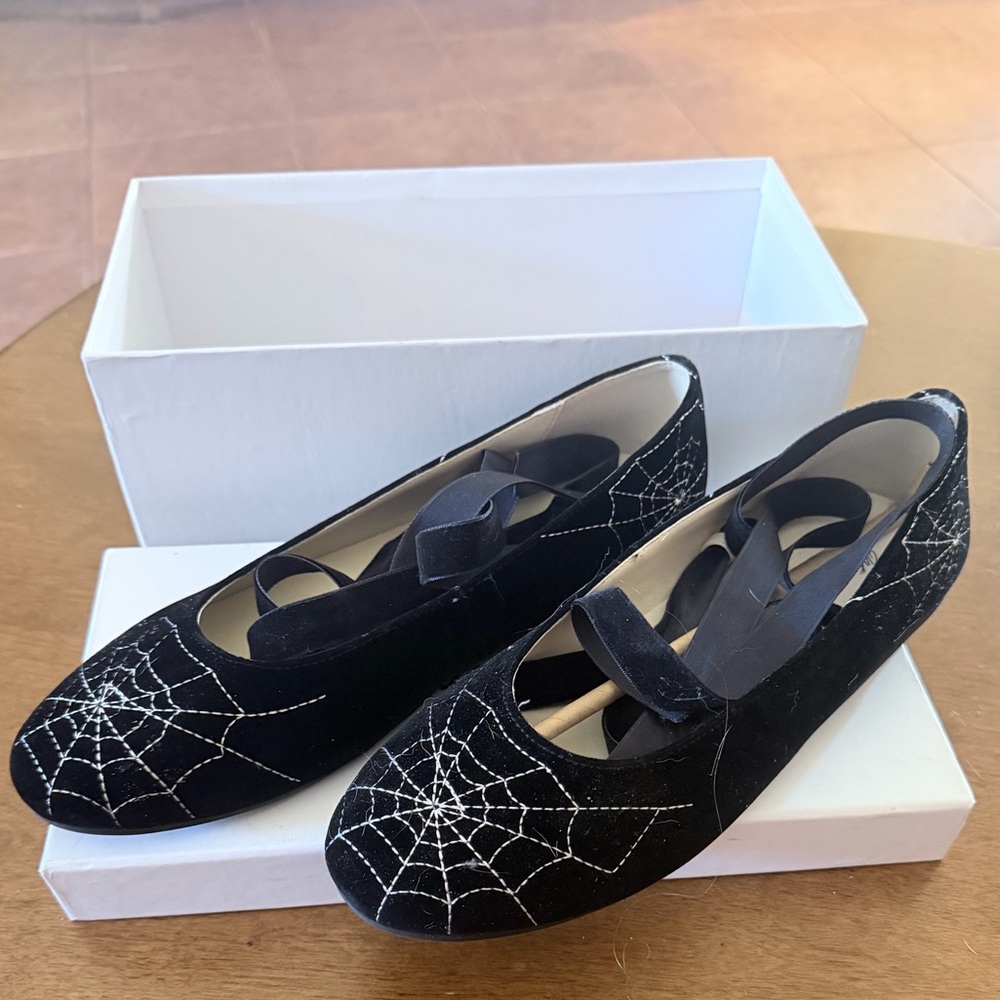 NICOLETTA CARLONE SPIDERWEB BALLET FLATS (Worn once)